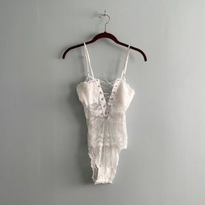 Amazon Size S White Lace Bodysuit